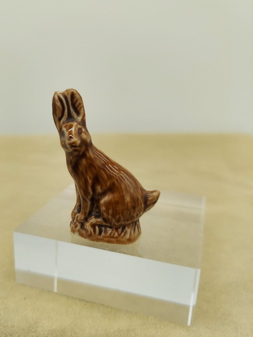 Rabbit Hare Wade Whimsies Of England Figurine